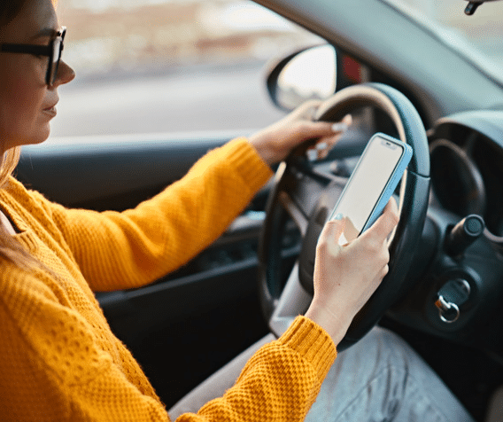 Monitoring the garage door using a smartphone