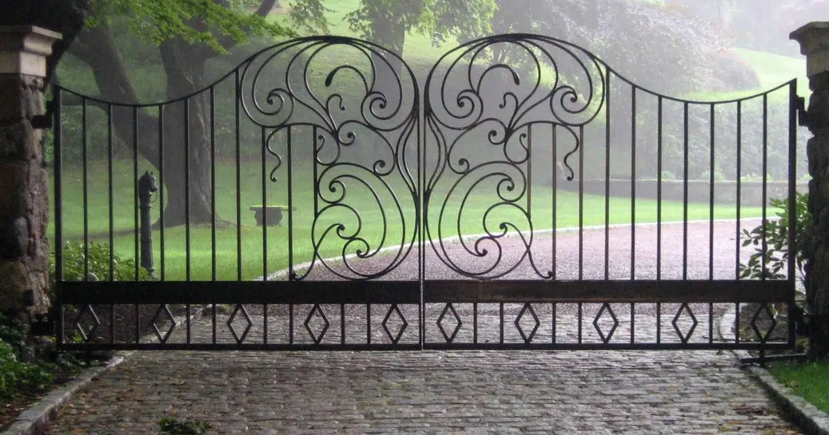residential driveway gates