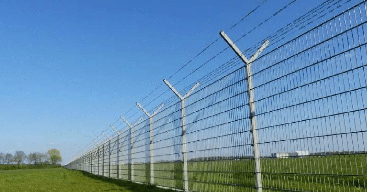 what is a perimeter fence