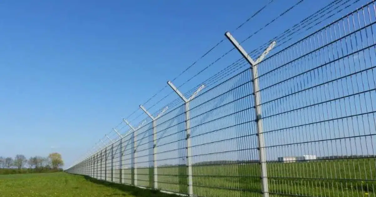 what is a perimeter fence