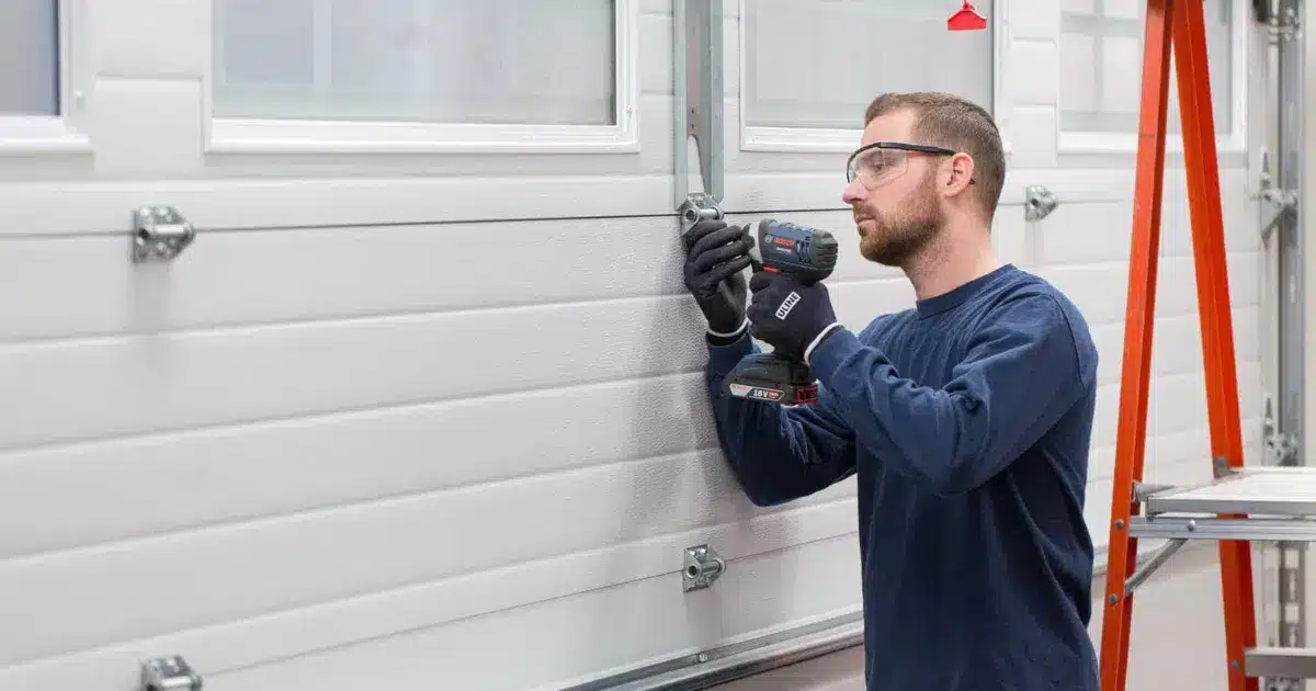 garage door maintenance expert